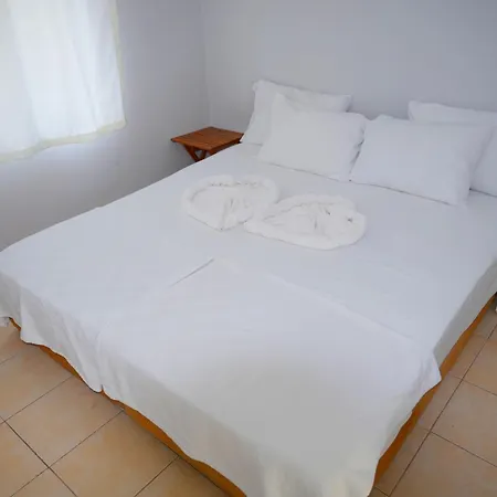 Hotel Angels Garden *